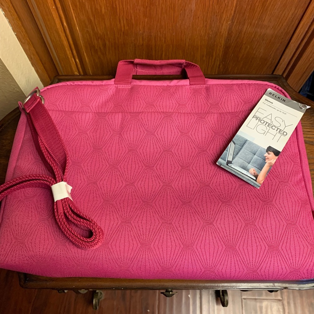 New Belkin laptop carrier